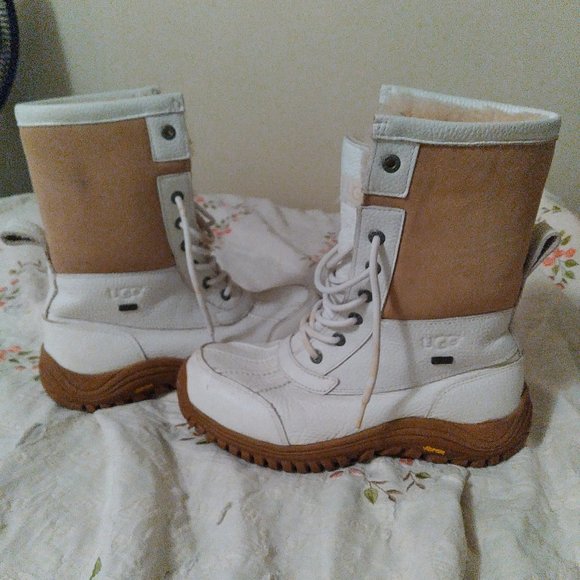 UGG Adirondack ll ❄️Winter White Snow Winter Boots❄️
